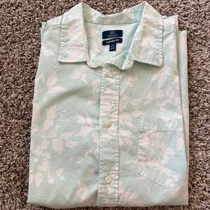 Mens classic fit button down